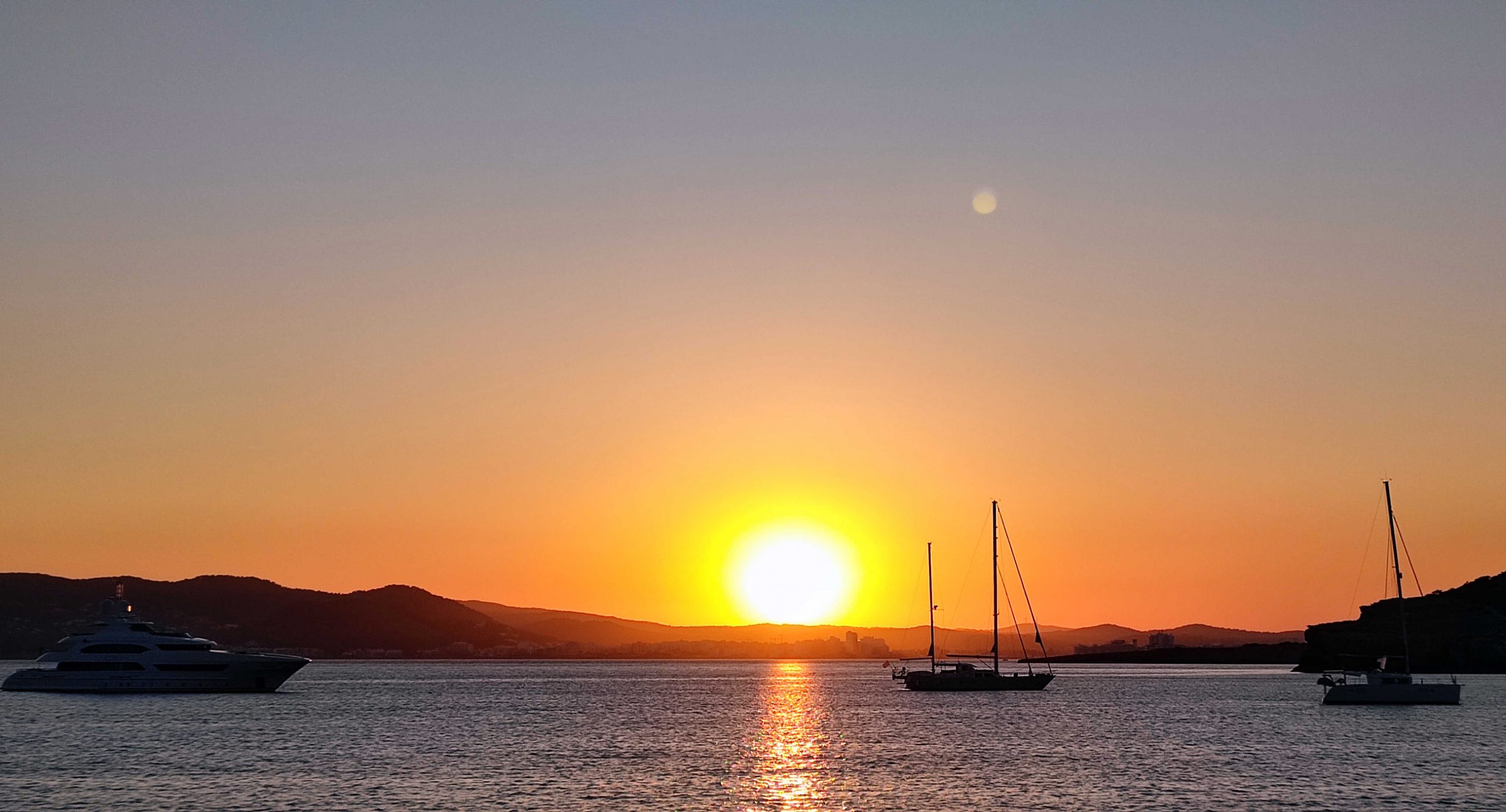 Sonnenuntergänge im Paradies